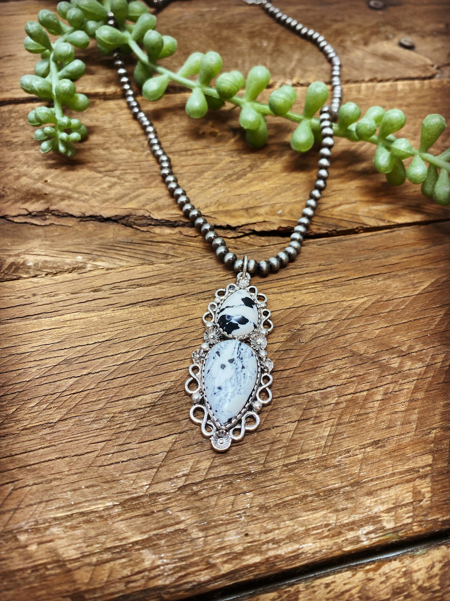 Western Necklace - Howlite Teardrop