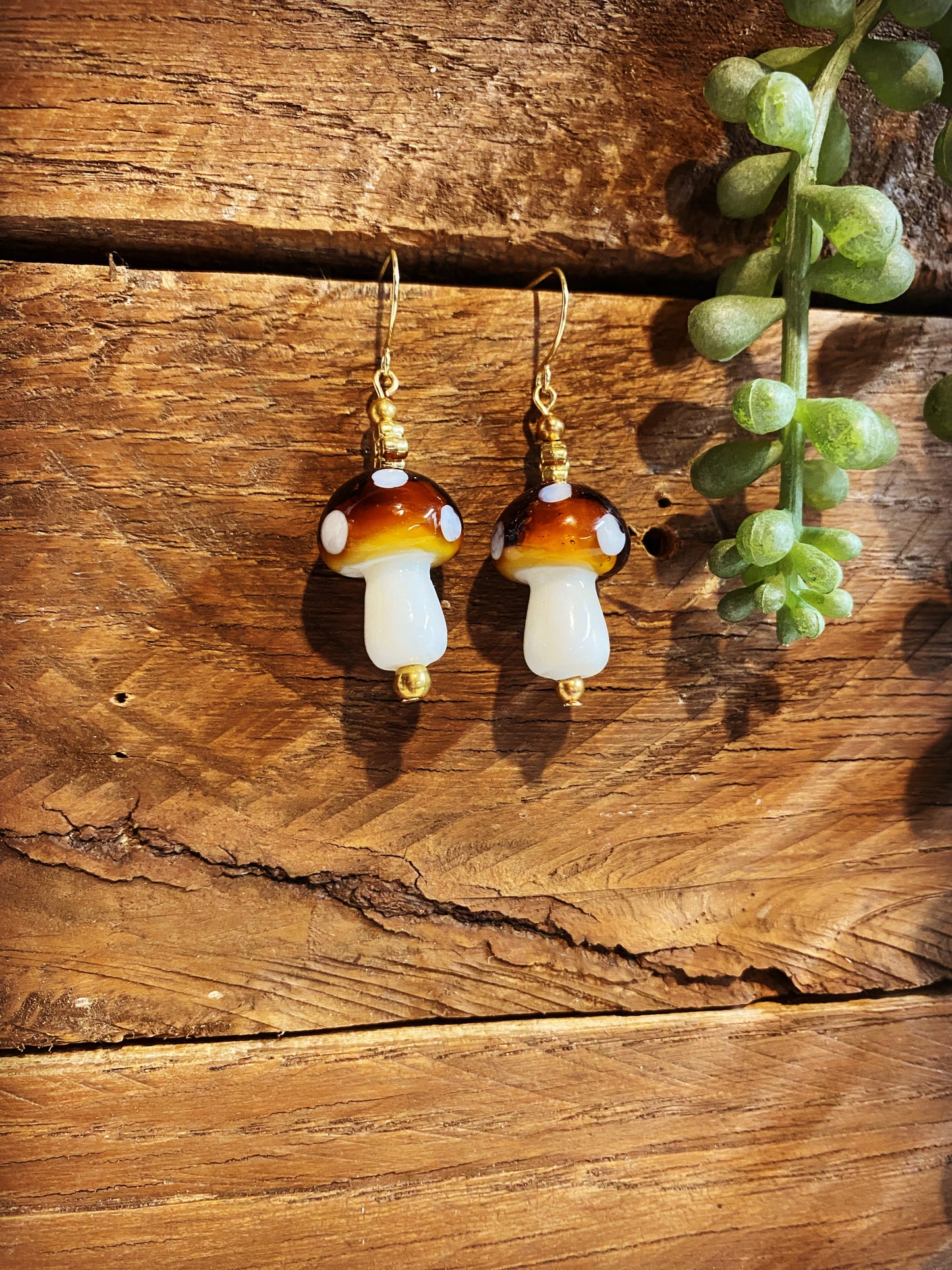 Single Mushroom Dangle