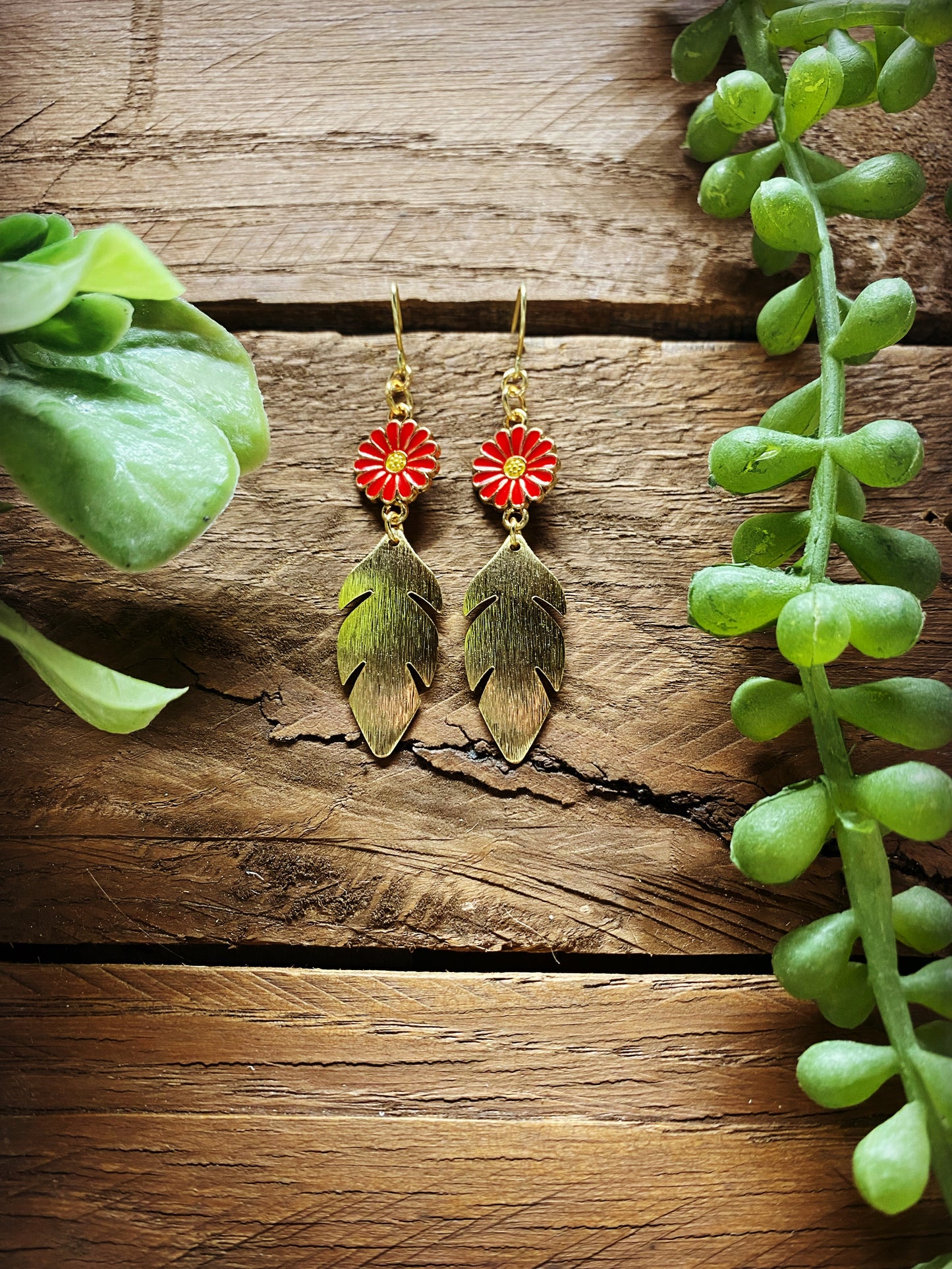 Daisy Dangles - 3 color options