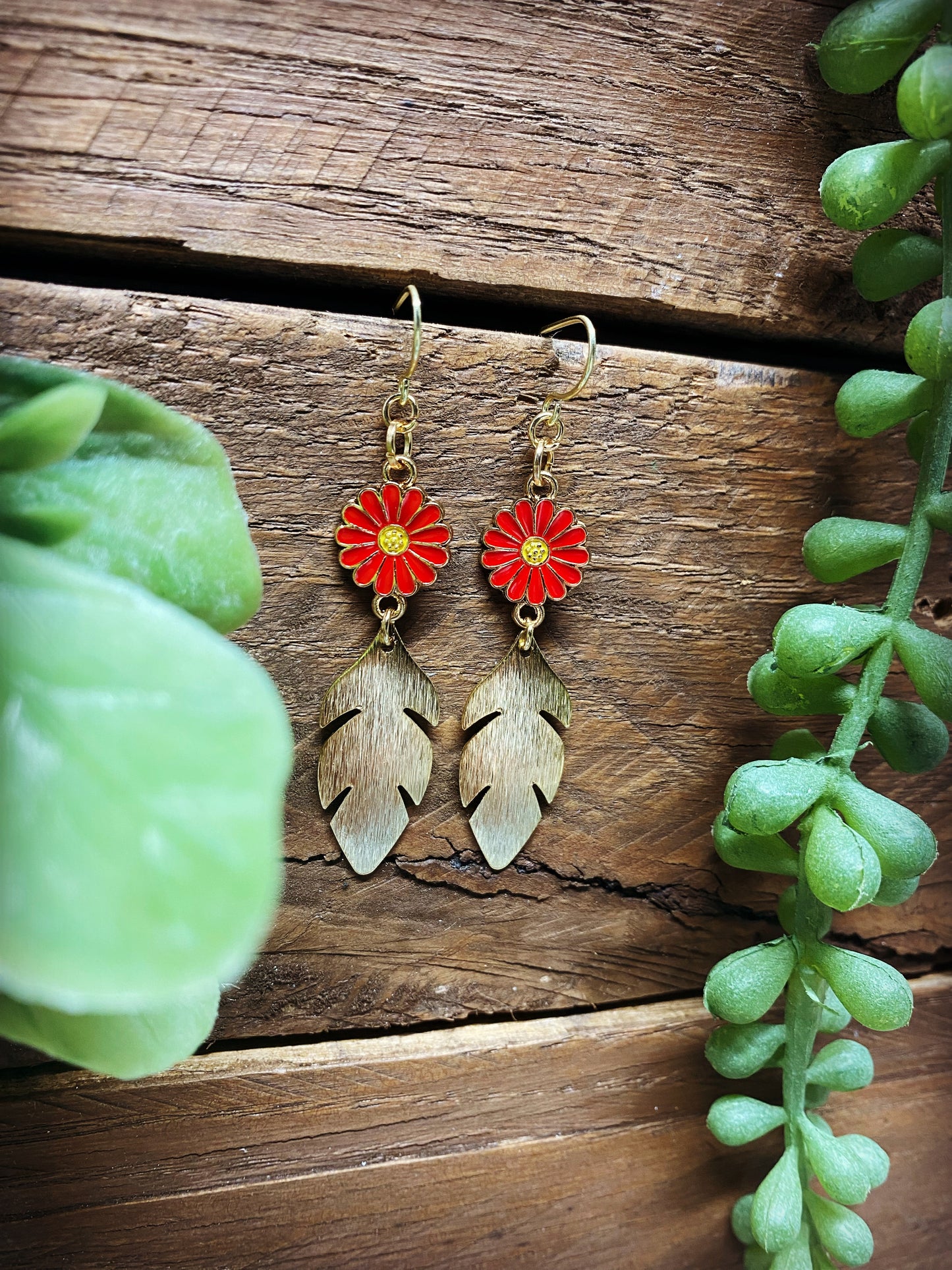 Daisy Dangles - 3 color options