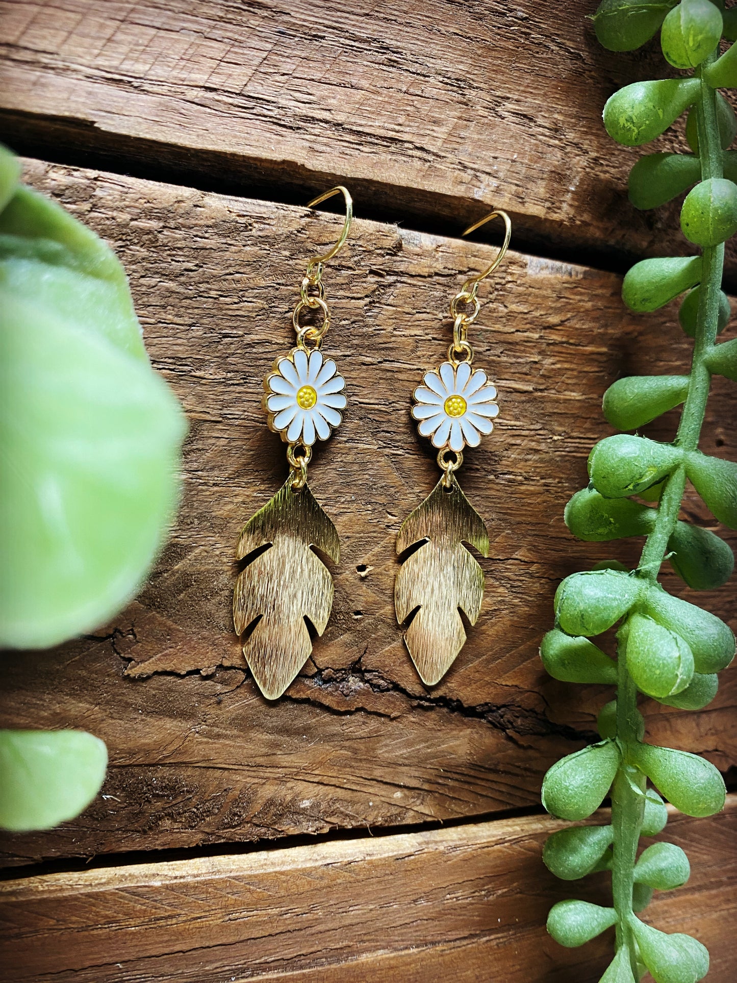 Daisy Dangles - 3 color options