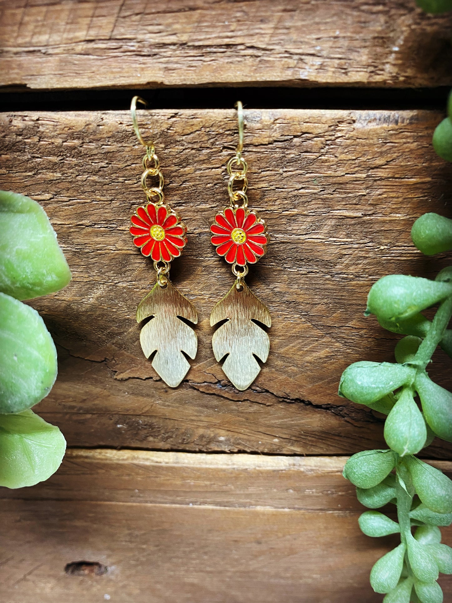 Daisy Dangles - 3 color options