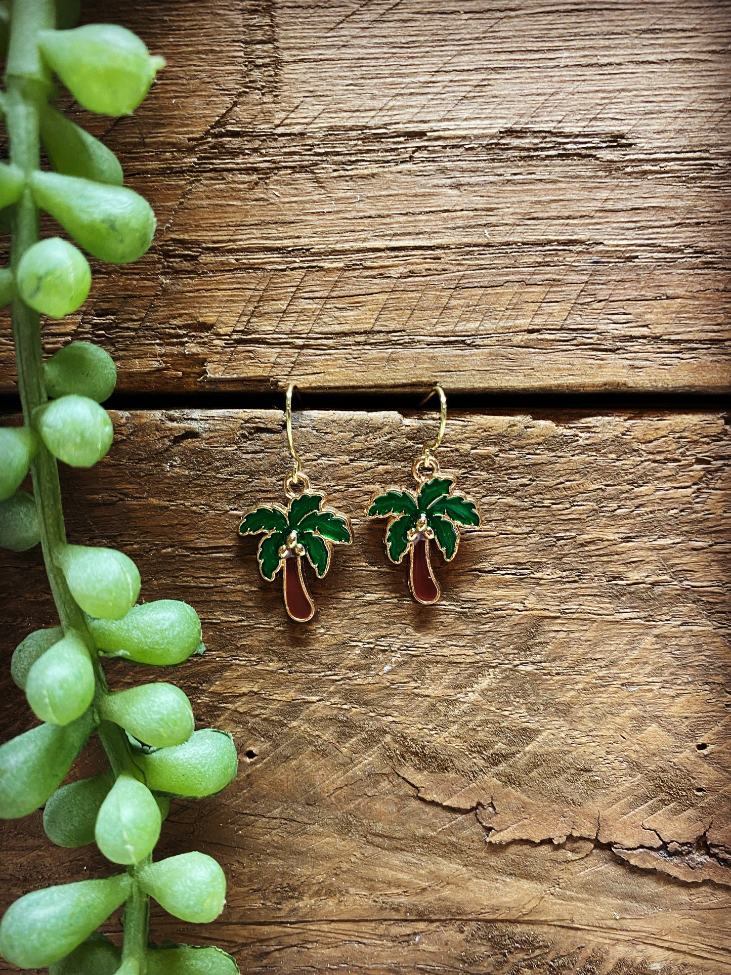 Happy Palm Tree Earrings