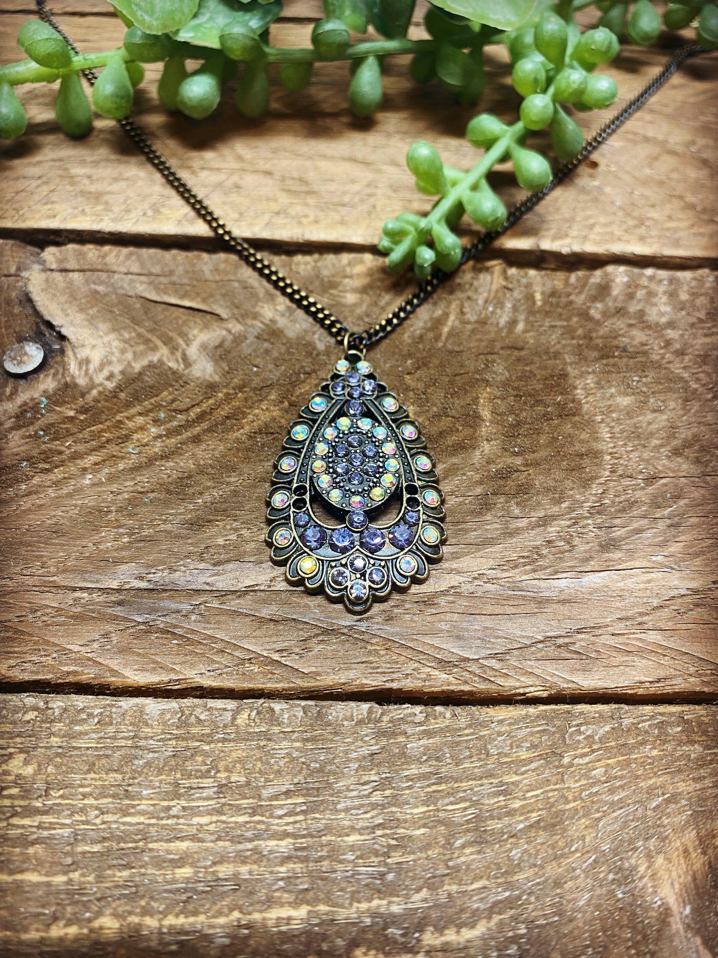 Classic Lacey Antiqued Necklace