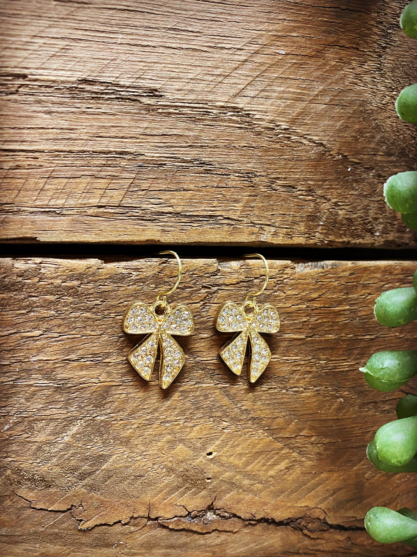 Happy Sparkling Gold Bow Earrings