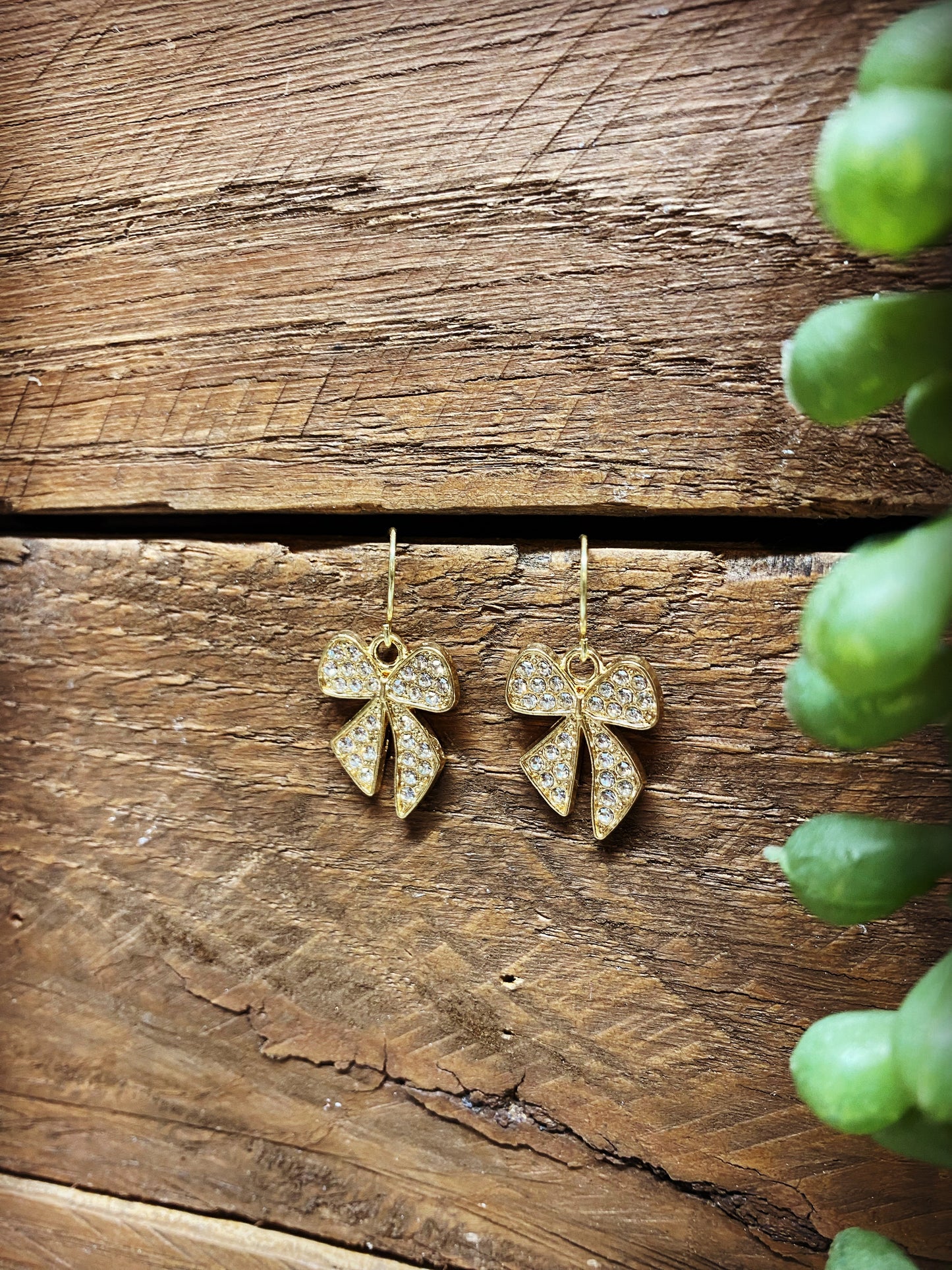 Happy Sparkling Gold Bow Earrings