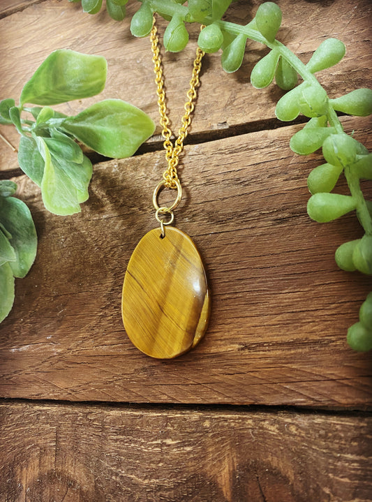 Classic Tigers Eye Pendant Necklace